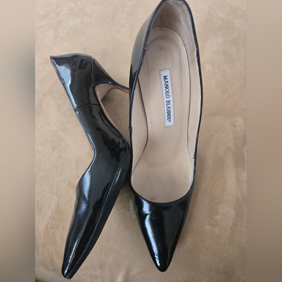 Manolo Blahnik BB 105 Pumps Patent Leather Black Heels, Size 39, 2 Dust Bags - Picture 3 of 7